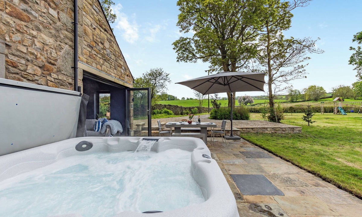 Fourstones Near Bentham Cottage | 3 bedroom accommodation in Eldroth, near Settle