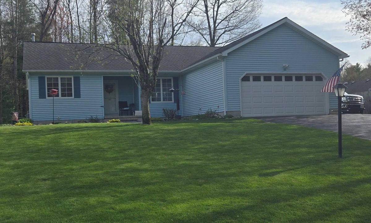 Ballston Spa House | 3-bedroom 2 bath House in Quiet Neighborhood, WiFi, Off Street Parking,Game Room