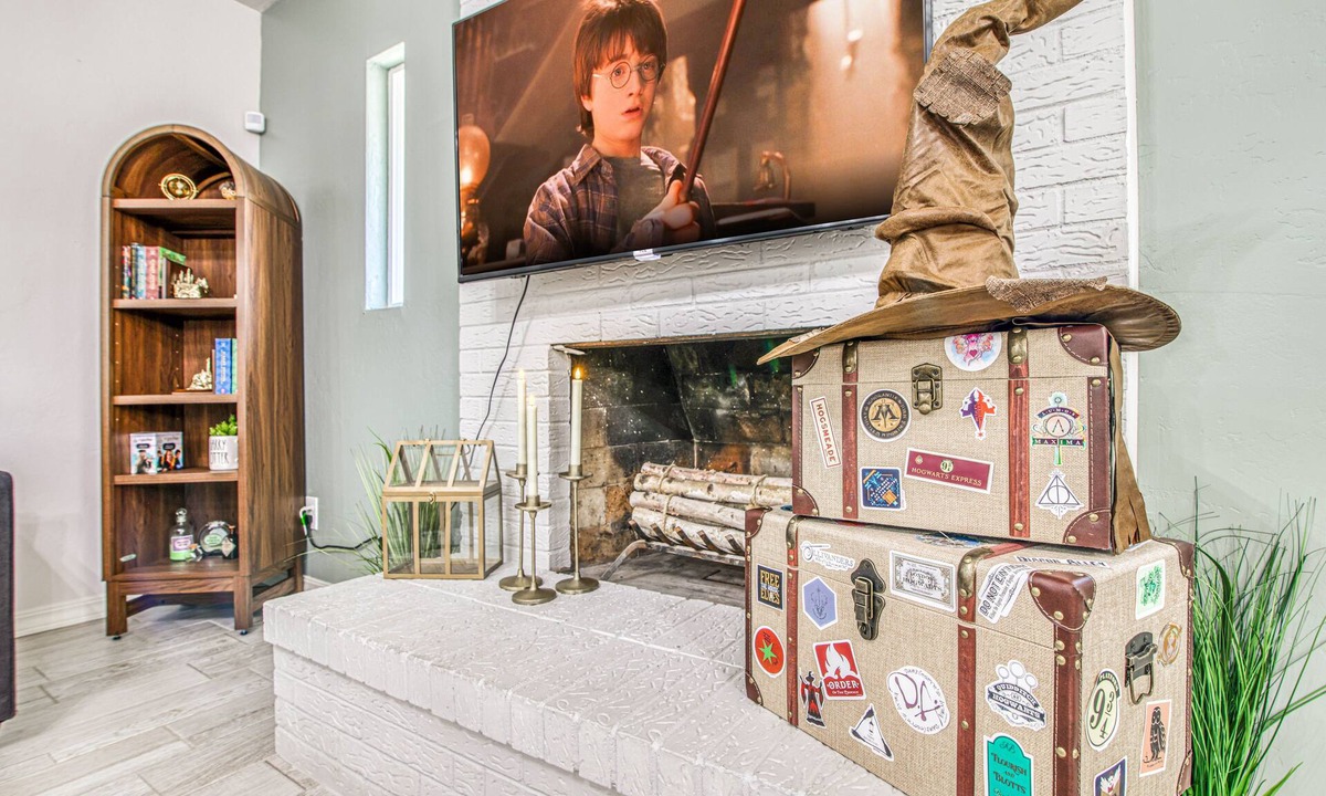 Biggs Field House | 3 bedroom 2 bath Magical home