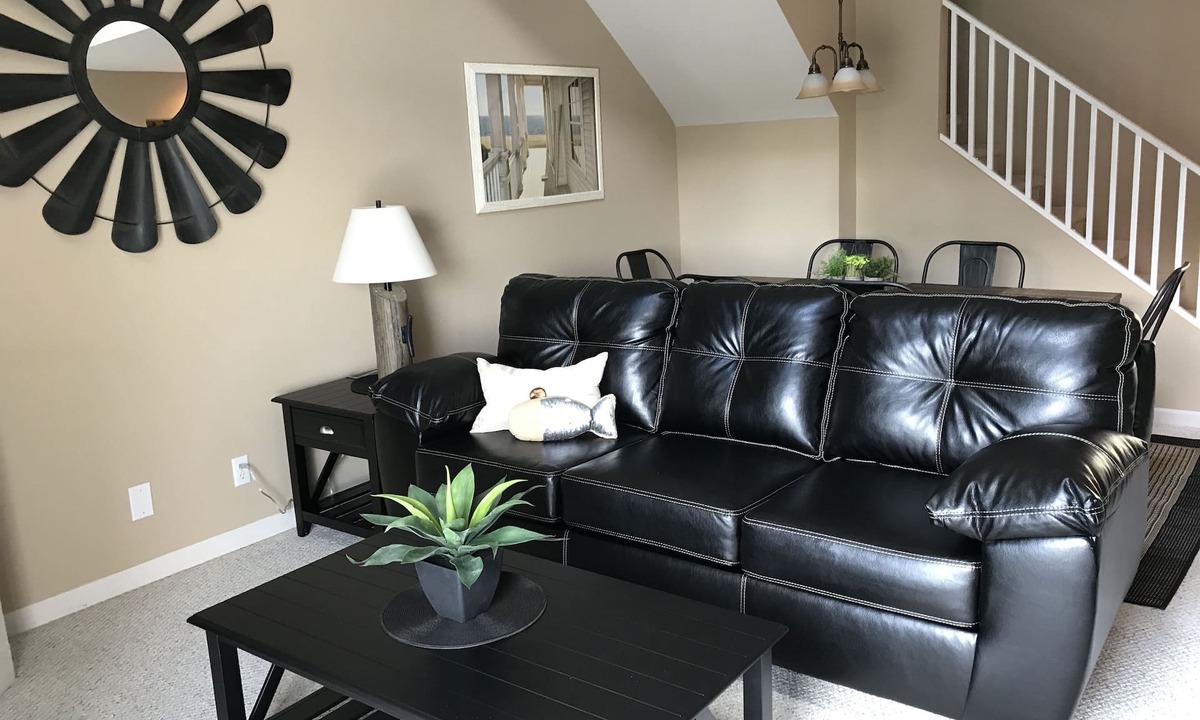 Osage Beach Condo | 3 bedroom/3 bath LAKEFRONT Condo! GREAT LOCATION with Boat Slip and WIFI