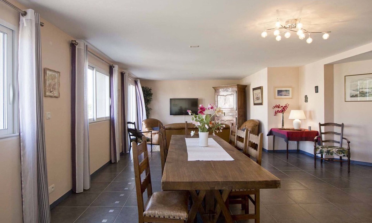 Les Sables d'Olonne Apartment | 3-Bedroom Apartment Near the Sea with Garage