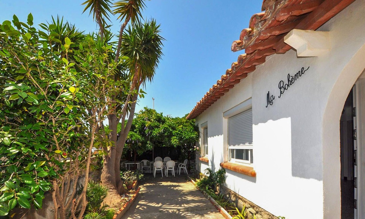 Saint-Cyprien Plage House | 3 bedroom awesome home in Saint Cyprien Plage