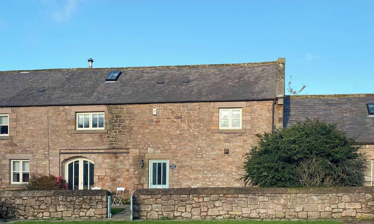 Berwick-upon-Tweed Cottage | 3 bedroom accommodation in Steading, Berwick-upon-Tweed