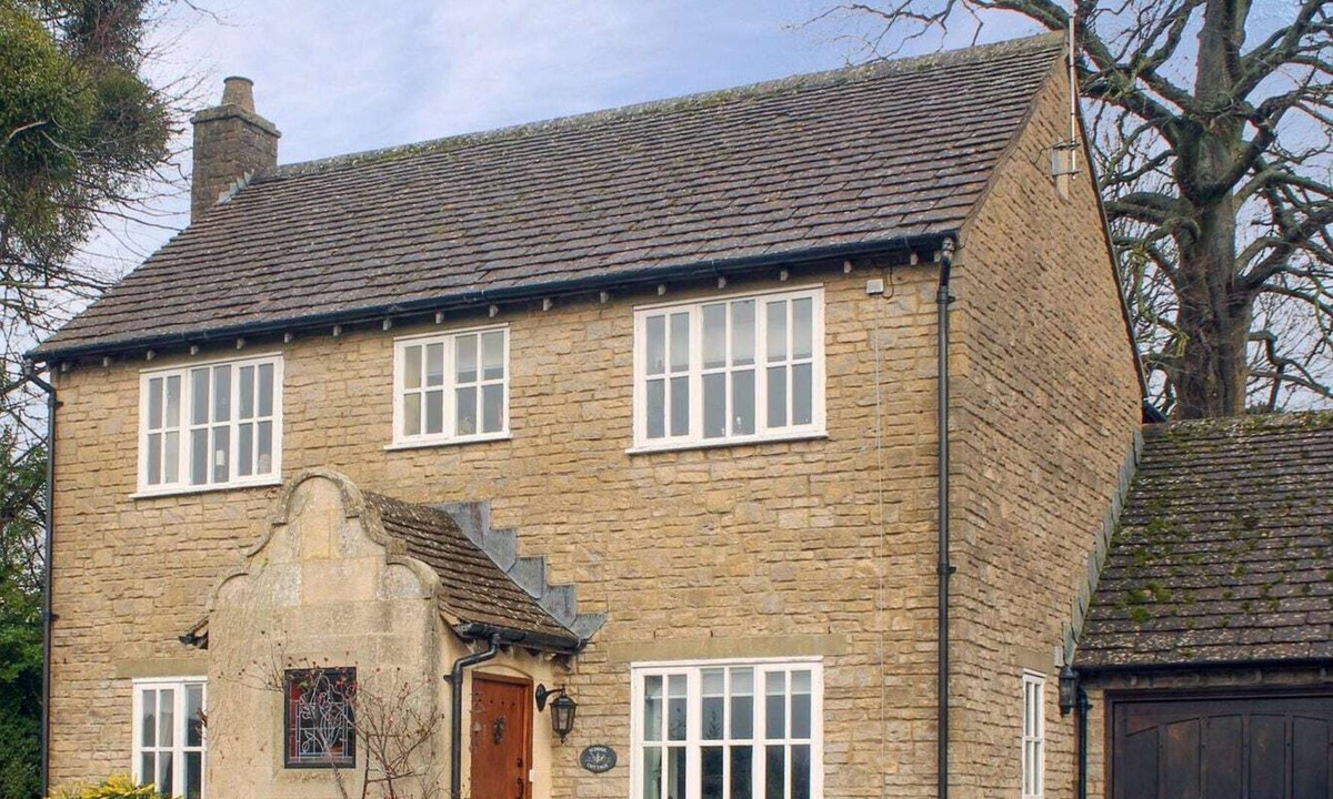 Upton St. Leonards Cottage | 3 bedroom accommodation in Upton St. Leonards