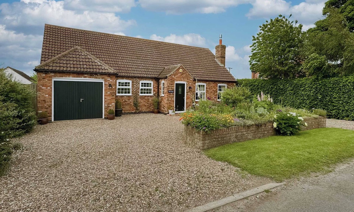North Somercotes Cottage | 3 bedroom accommodation in North Somercotes
