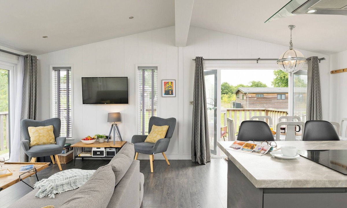 Bury St Edmunds Ski Chalet | 3 bedroom accommodation in Bury St Edmunds