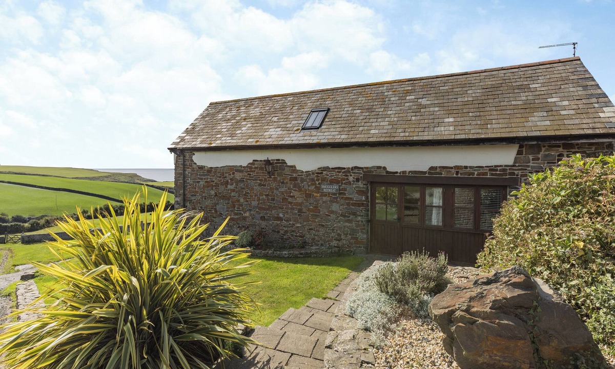 Hartland Cottage | 3 bedroom accommodation in Hartland Point