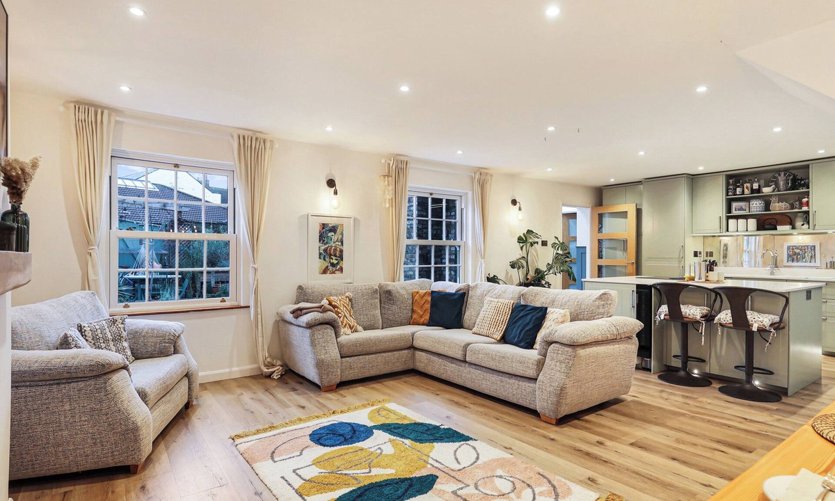 Tynemouth Cottage | 3 bedroom accommodation in North Shields