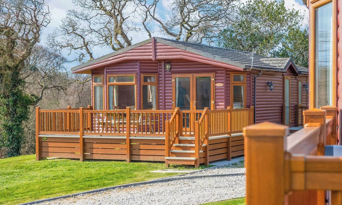 Hewas Water Ski Chalet | 3 bedroom accommodation in Nr St Austell