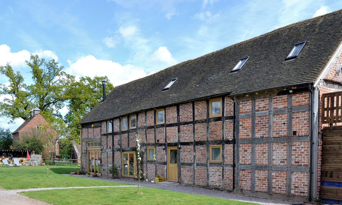 Hanley Castle Cottage | 3 bedroom accommodation in Hanley Castle