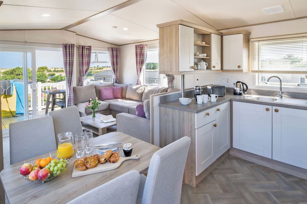 Holywell House | 3 bedroom accommodation in Holywell Bay