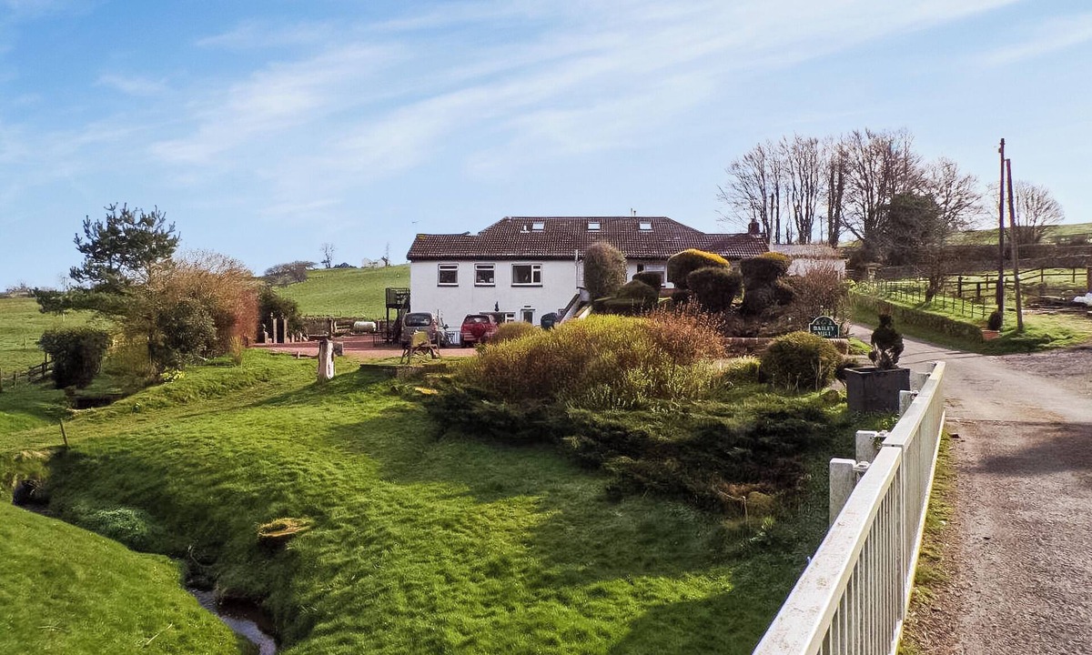 Wing Cottage | 3 bedroom accommodation in Newcastleton