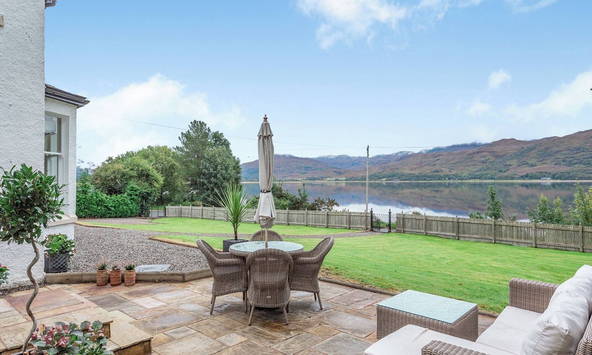 Strathcarron Cottage | 3 bedroom accommodation in Strathcarron
