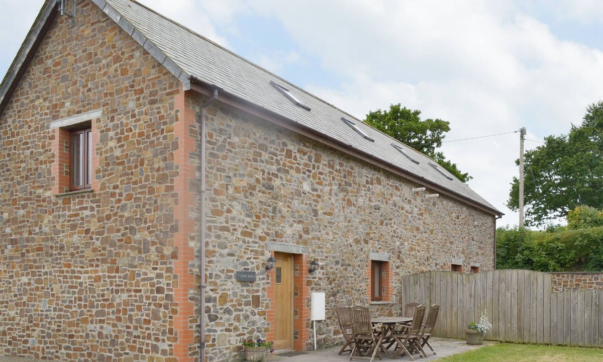 Widemouth Bay Cottage | 3 bedroom accommodation in Poundstock, Bude