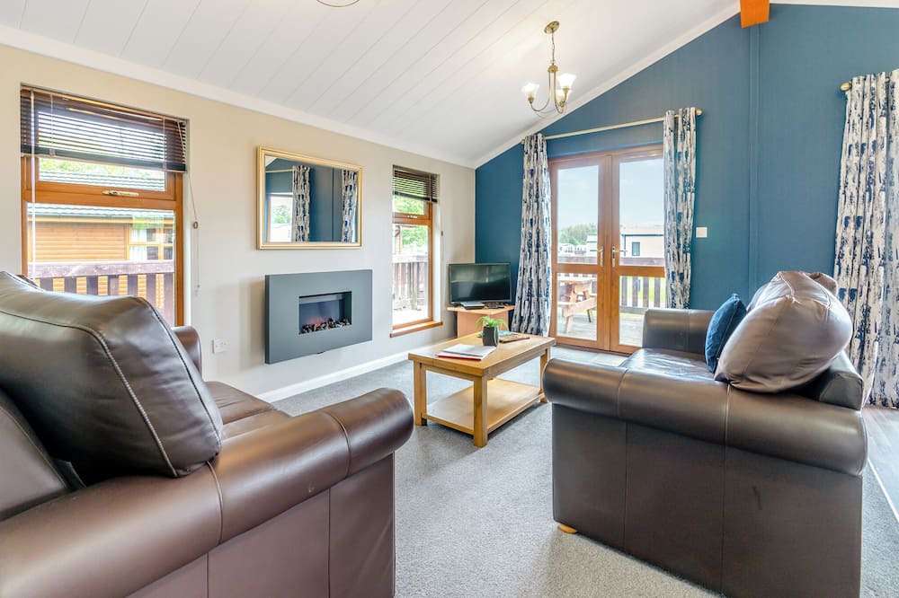 Blairgowrie Ski Chalet | 3 bedroom accommodation in Alyth, Perthshire