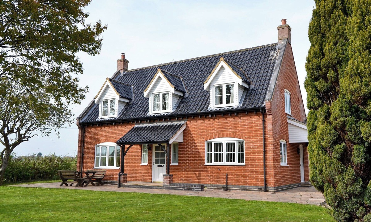 Stalham Cottage | 3 bedroom accommodation in Happisburgh