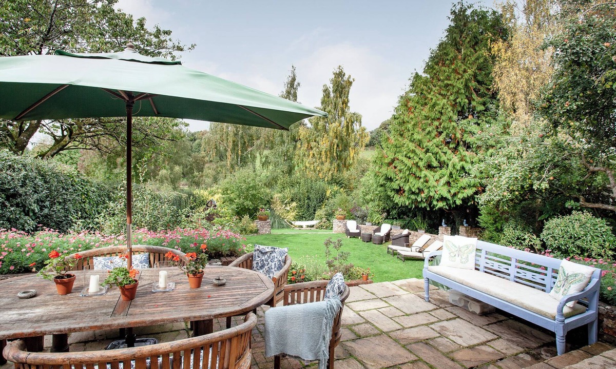 Cullompton Cottage | 3 bedroom accommodation in Kentisbeare