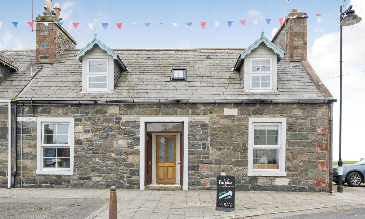 Port William Cottage | 3 bedroom accommodation in Port William