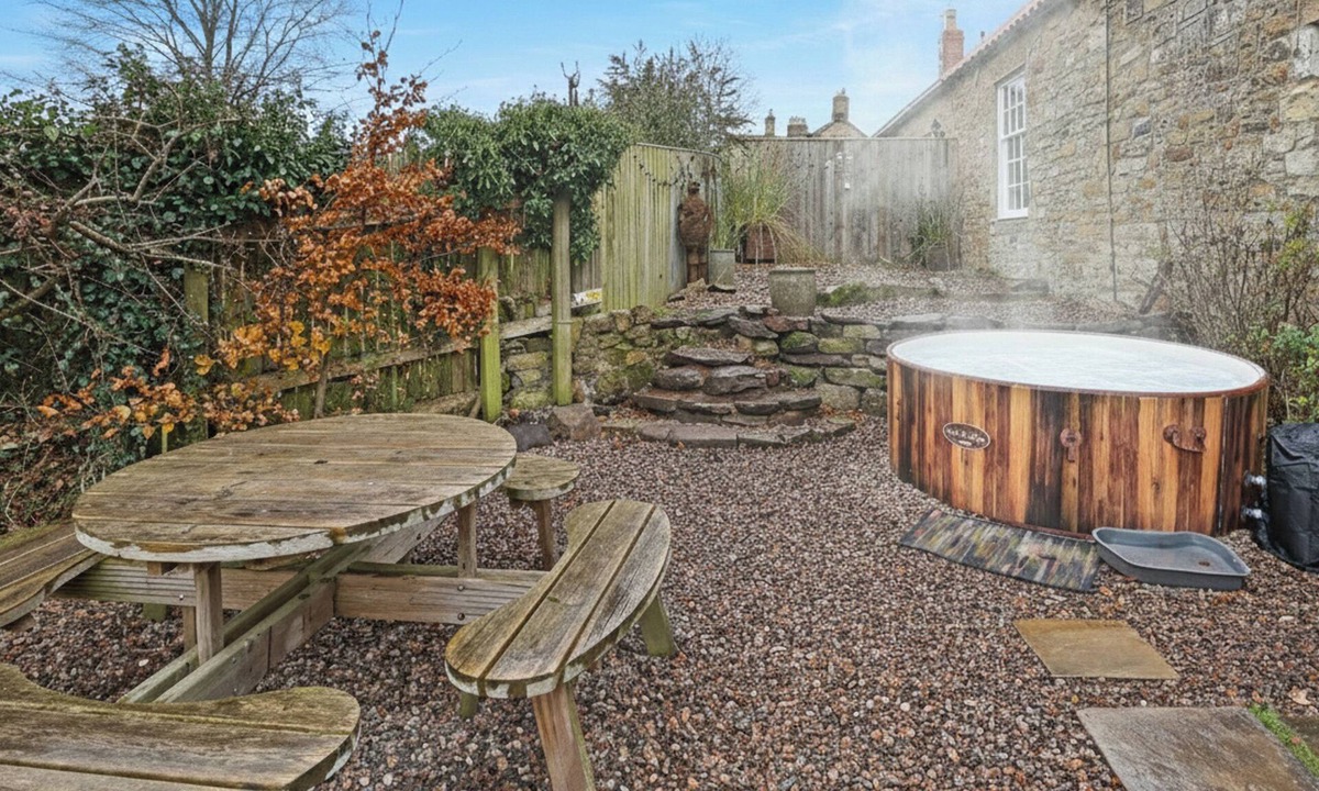 Whittingham Cottage | 3 bedroom accommodation in Whittingham
