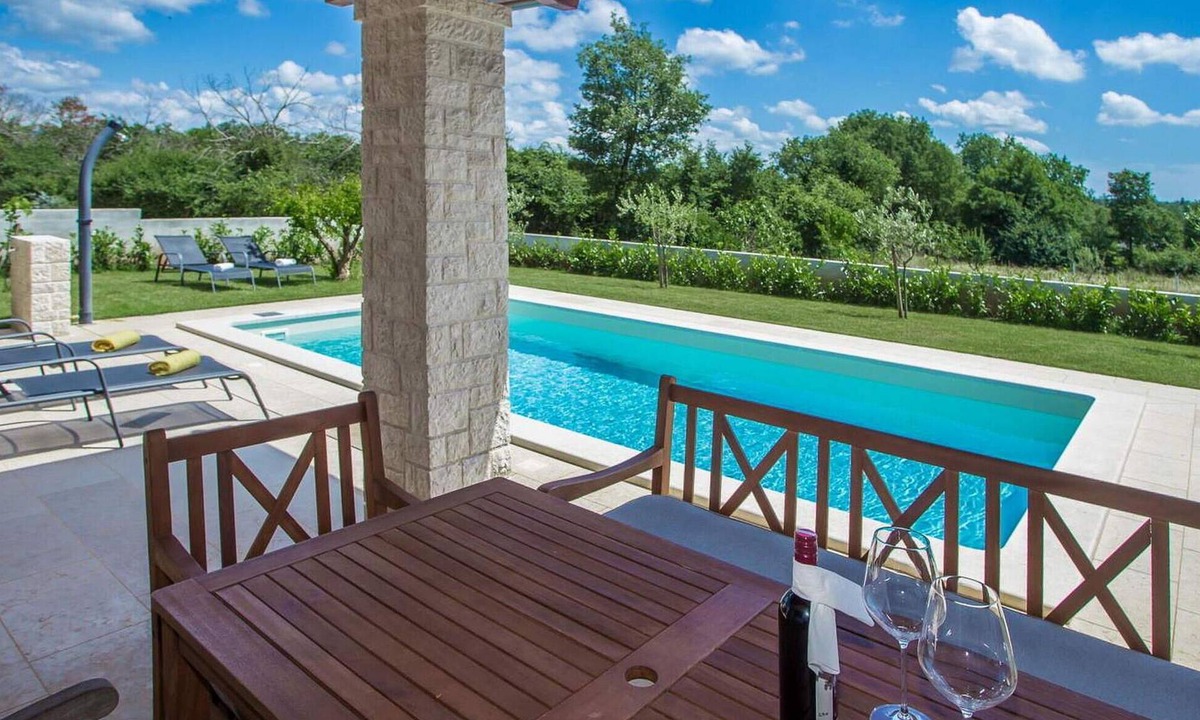 Susnjici House | 3 bedroom accommodation in Sveti Lovrec
