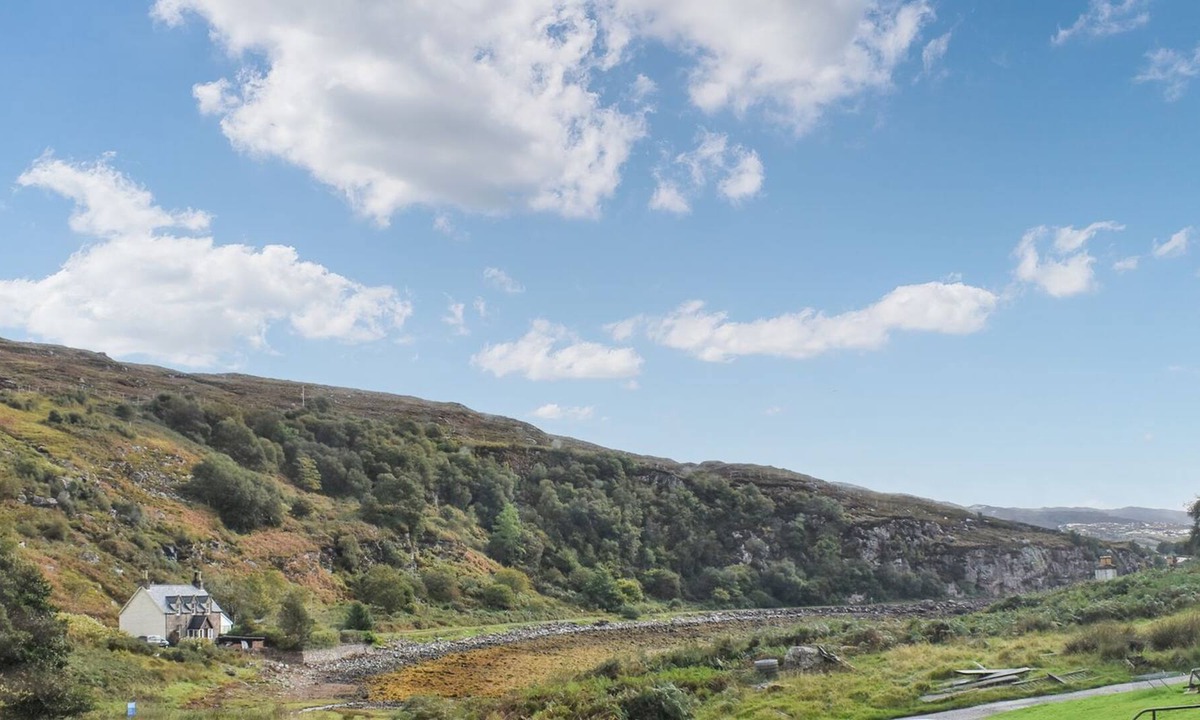 Breakish Cottage | 3 bedroom accommodation in Applecross