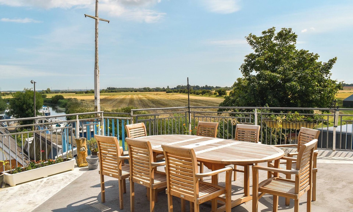 Stodmarsh Cottage | 3 bedroom accommodation in Canterbury