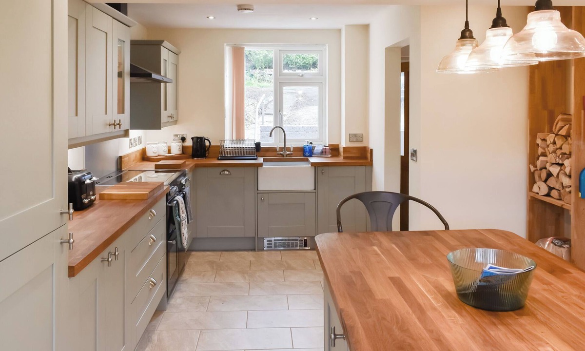 Cinderford Cottage | 3 bedroom accommodation in Cinderford