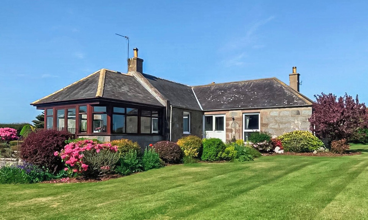 Stonehaven Cottage | 3 bedroom accommodation in Stonehaven