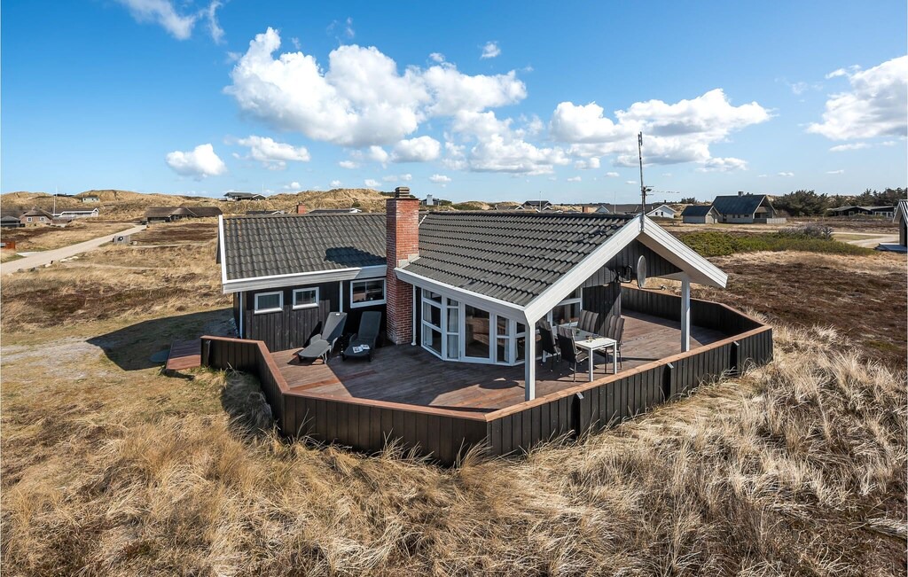 Houvig Strand House | 3 bedroom accommodation in Ringkøbing