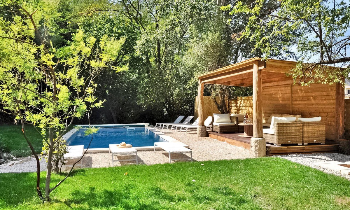 Roquemaure House | 3 bedroom accommodation in Roquemaure