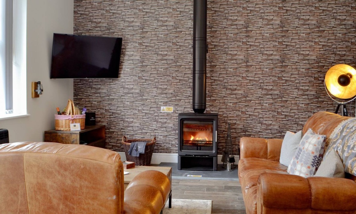 Ammanford Cottage | 3 bedroom accommodation in Ammanford