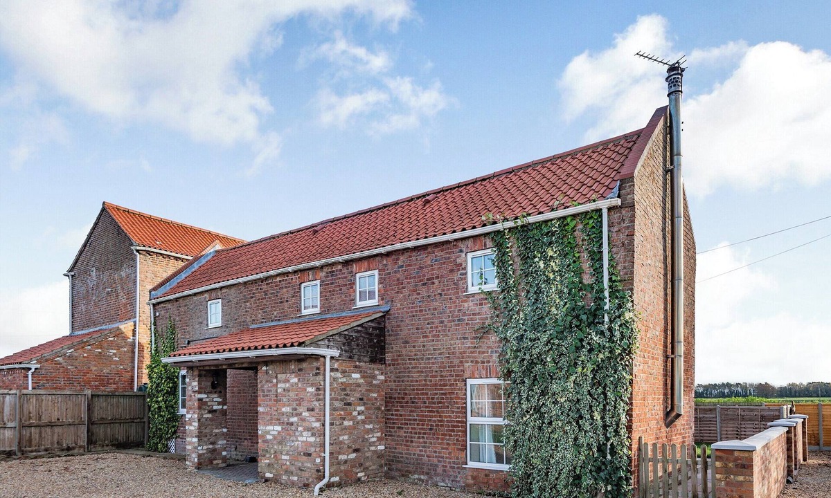 Boston Cottage | 3 bedroom accommodation in Benington