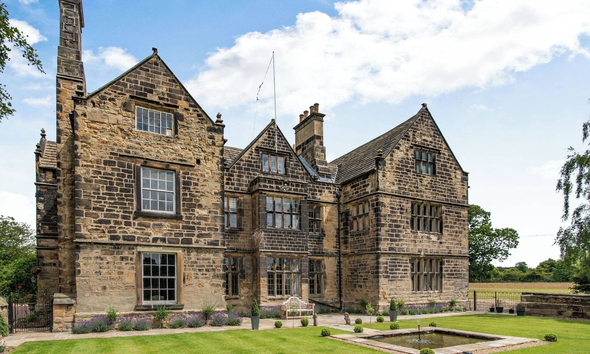 Barnsley Cottage | 3 bedroom accommodation in Holmfirth