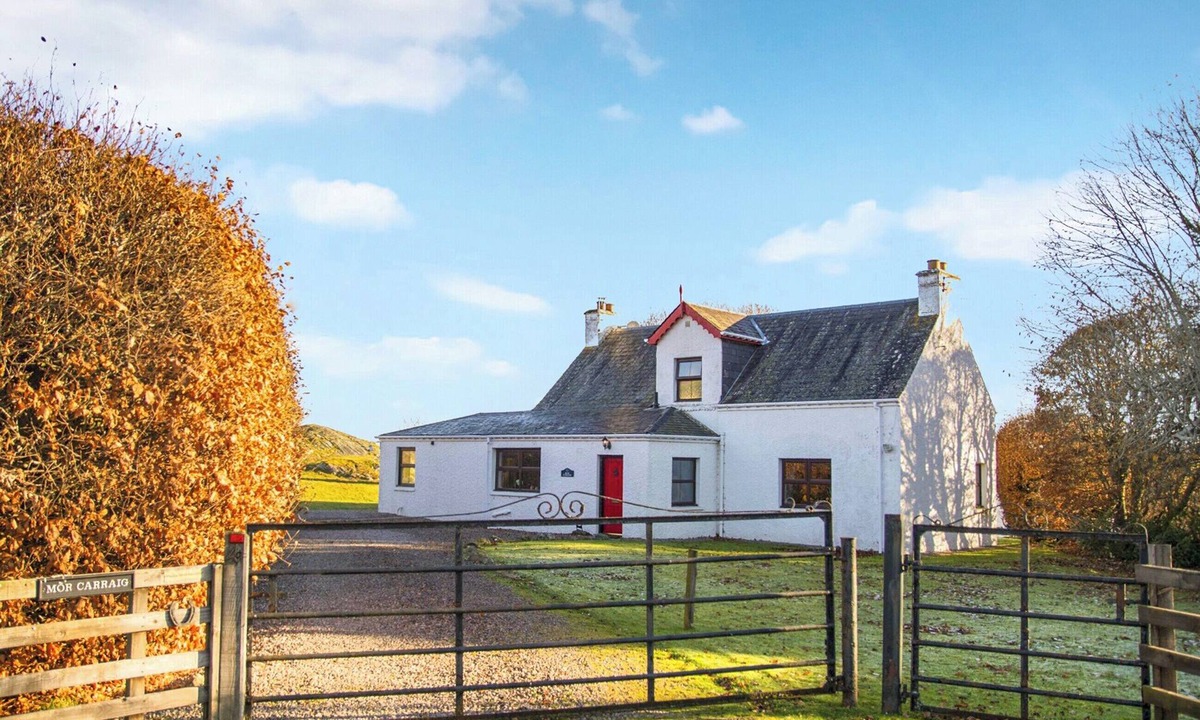 Scaniport Cottage | 3 bedroom accommodation in Inverness