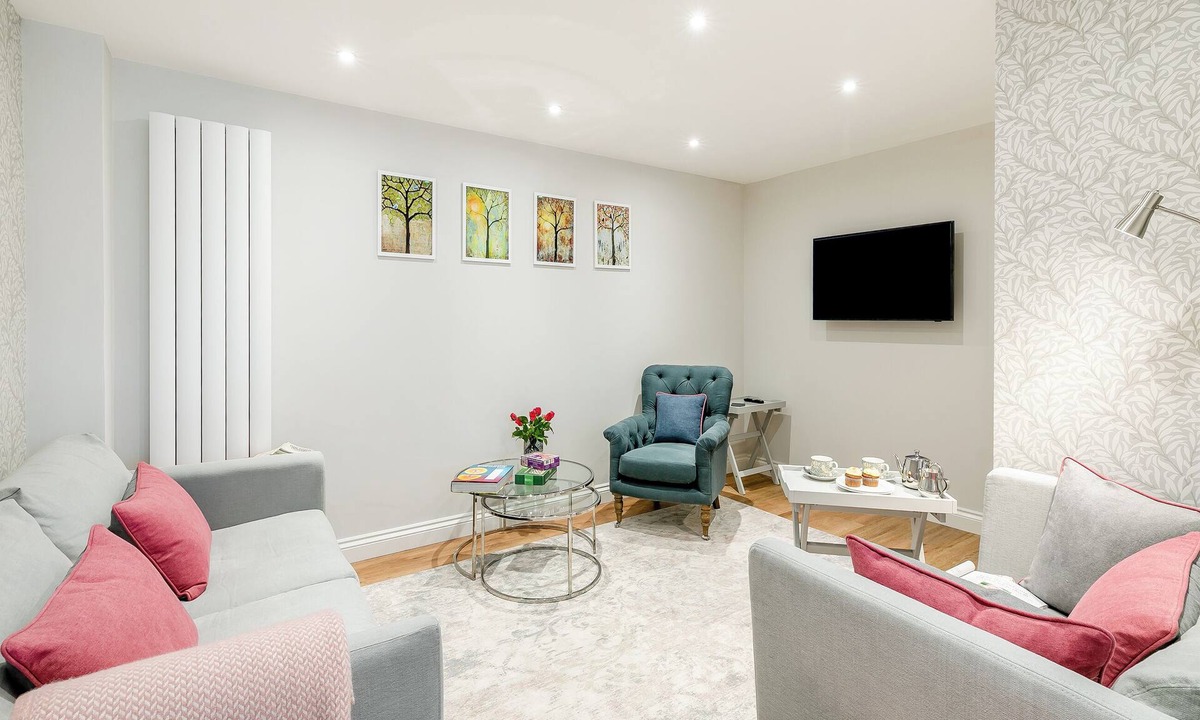 New Mills Cottage | 3 bedroom accommodation in New Mills