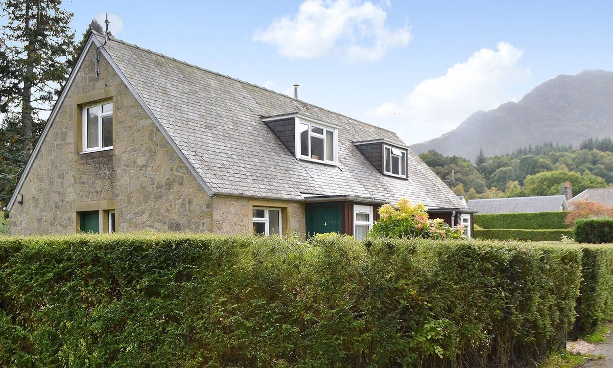 St Fillans Cottage | 3 bedroom accommodation in St Fillans