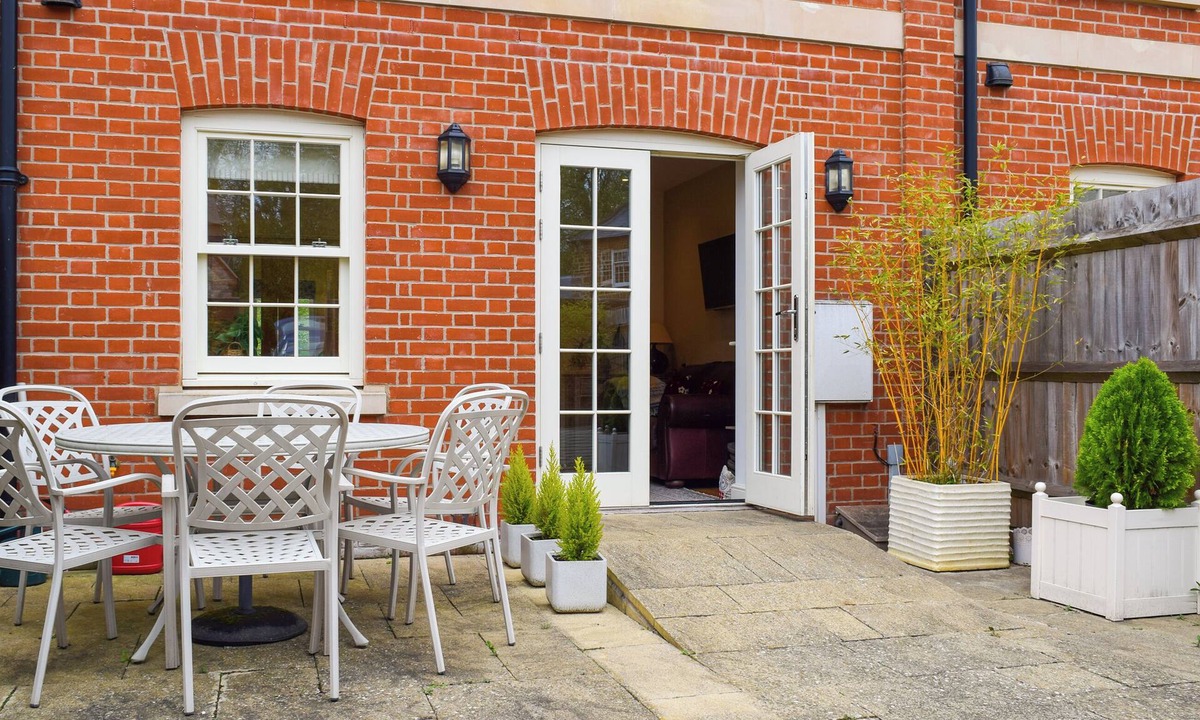 Towcester Cottage | 3 bedroom accommodation in Towcester