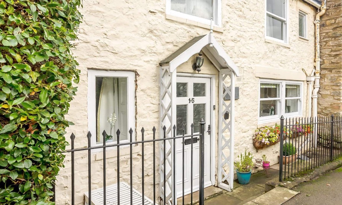 Richmond Cottage | 3 bedroom accommodation in Richmond