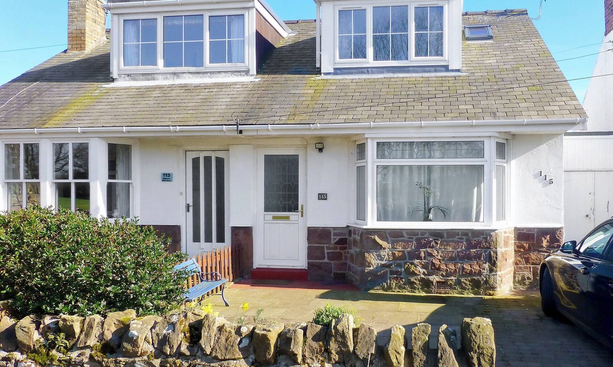 North Sunderland Cottage | 3 bedroom accommodation in Seahouses