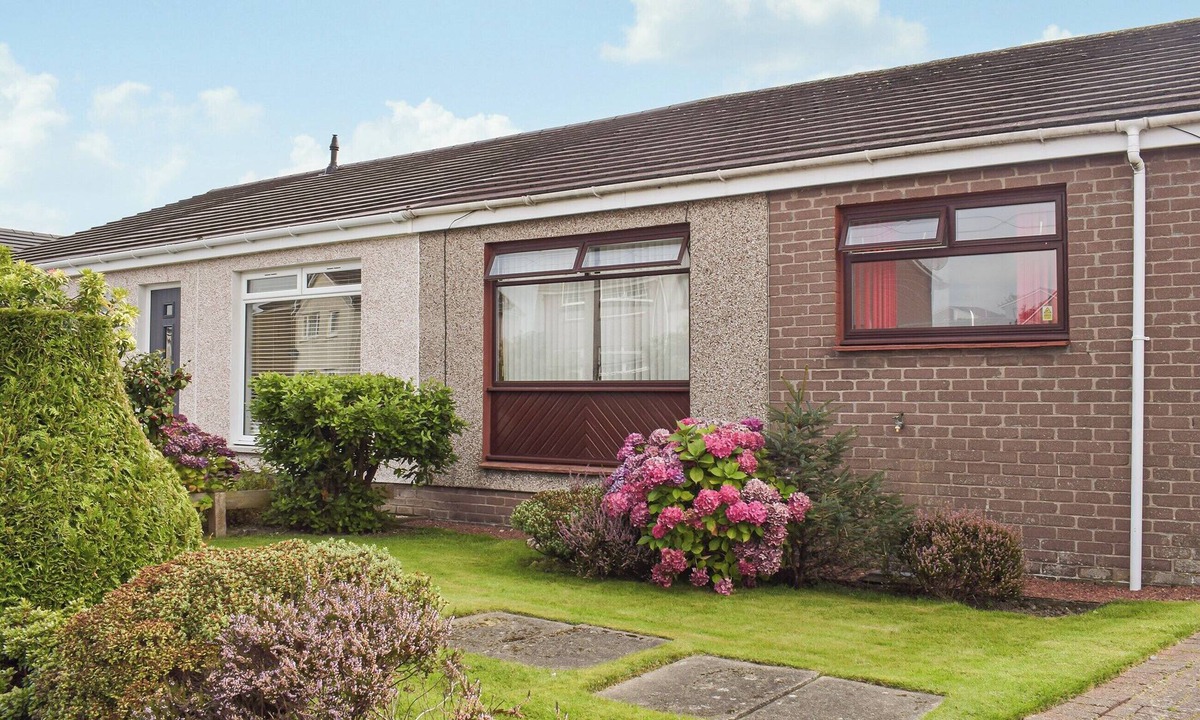 Tillicoultry Cottage | 3 bedroom accommodation in Stirling