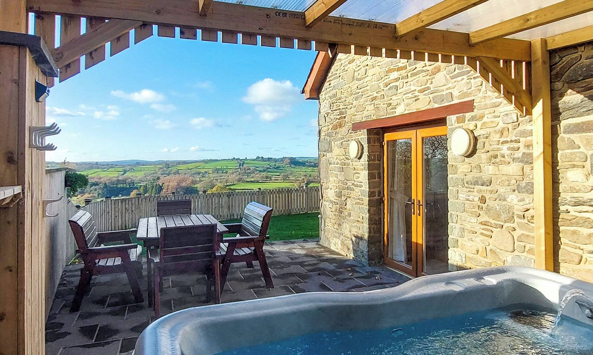 Tregaron Cottage | 3 bedroom accommodation in Tregaron