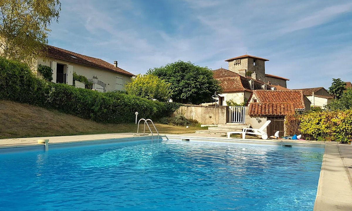 Lusignac House | 3 bedroom accommodation in Lusignac