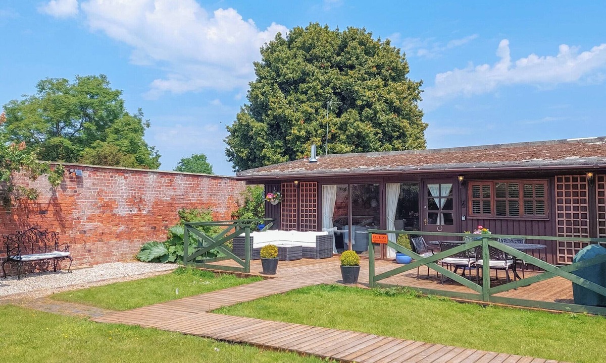 Tickton Cottage | 3 bedroom accommodation in Beverley