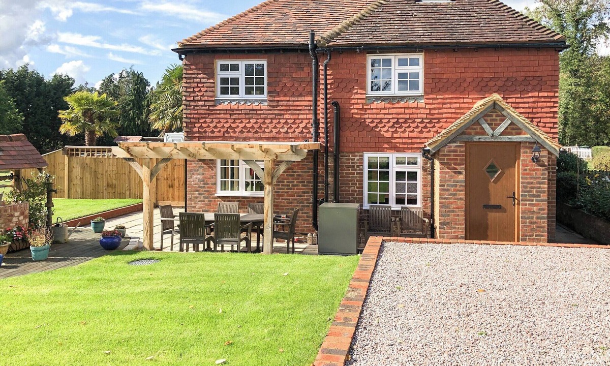 Barns Green Cottage | 3 bedroom accommodation in Horsham