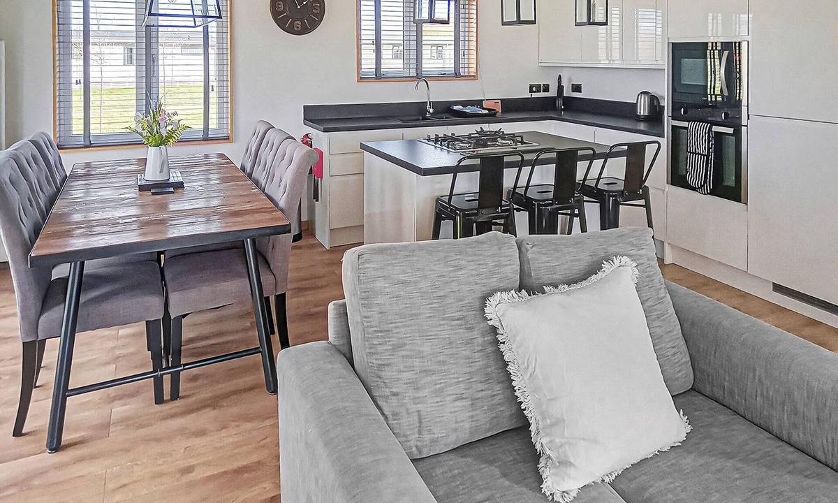 Newbury Ski Chalet | 3 bedroom accommodation in Newbury