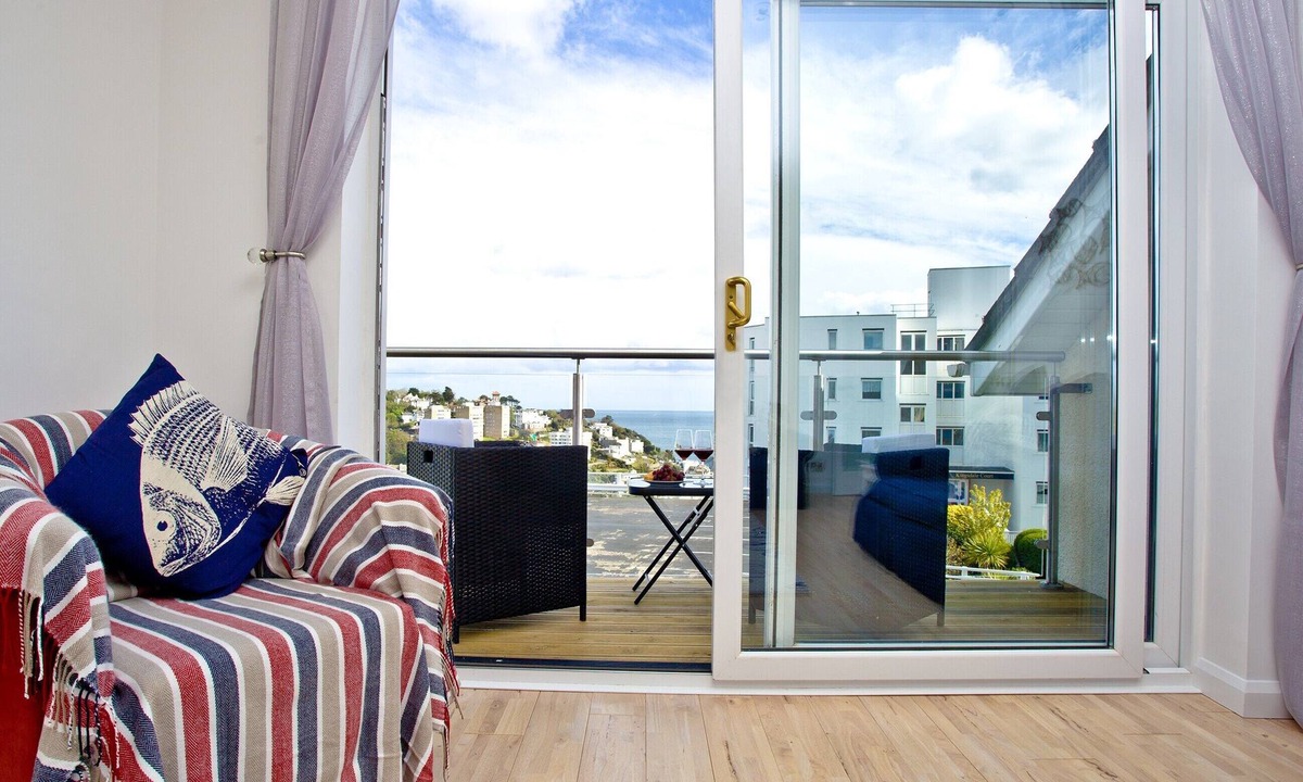 Torquay City Centre House | 3 bedroom accommodation in Torquay