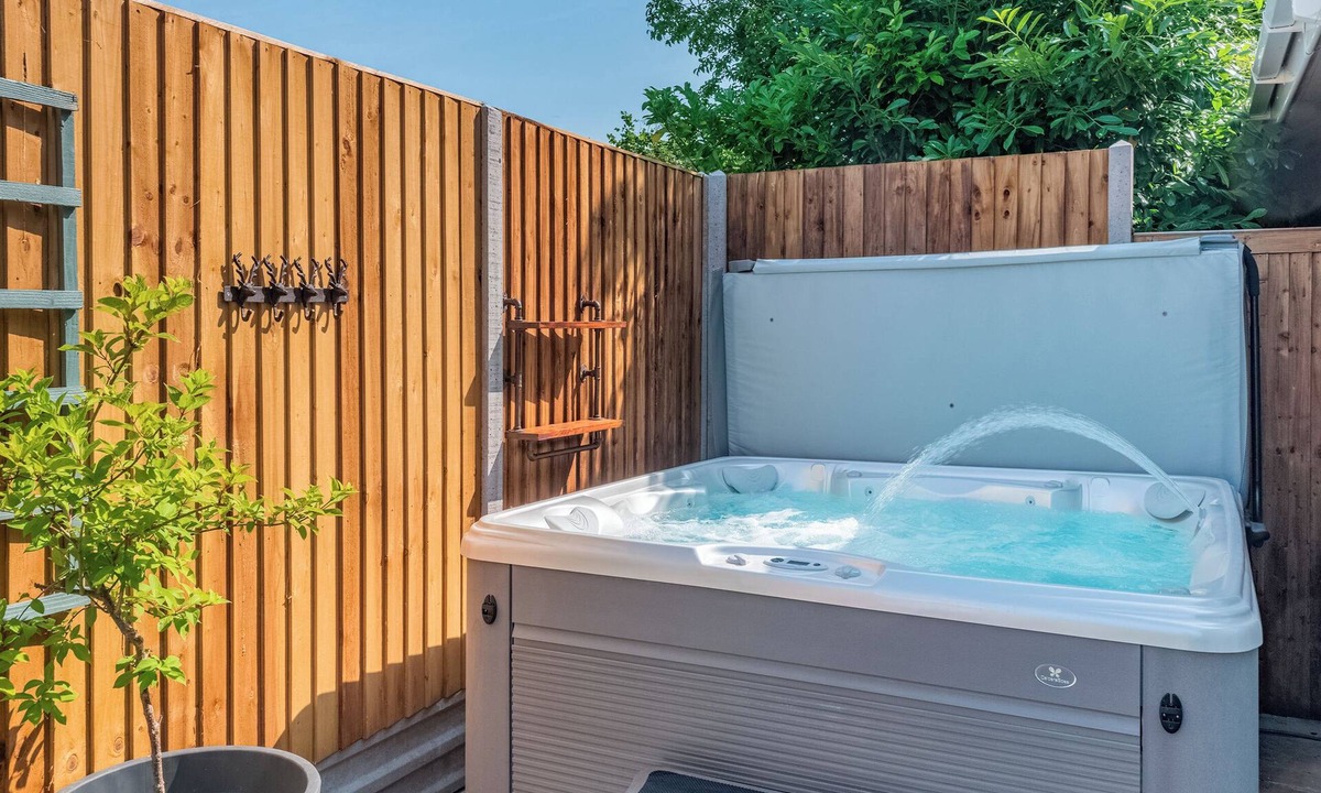 Hethel Cottage | 3 bedroom accommodation in Colton