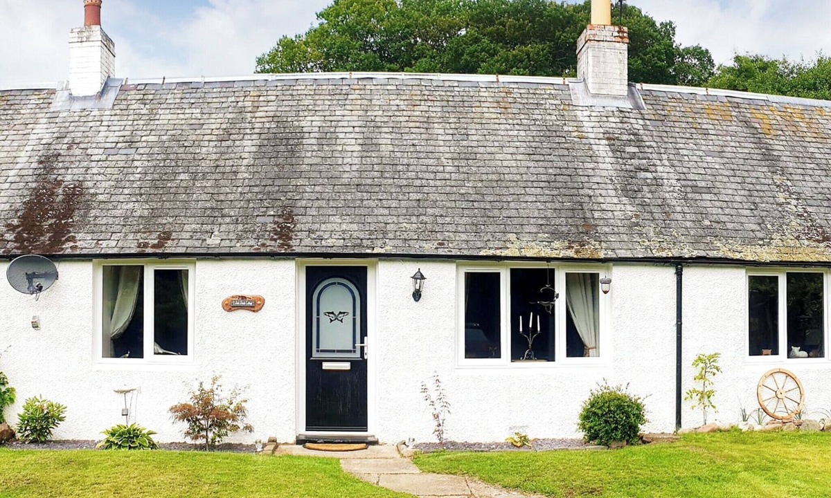 Perth Cottage | 3 bedroom accommodation in Perth