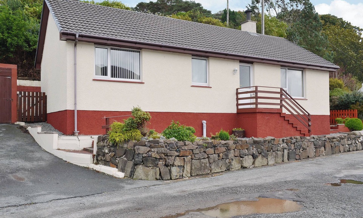 Achachork Cottage | 3 bedroom accommodation in Portree