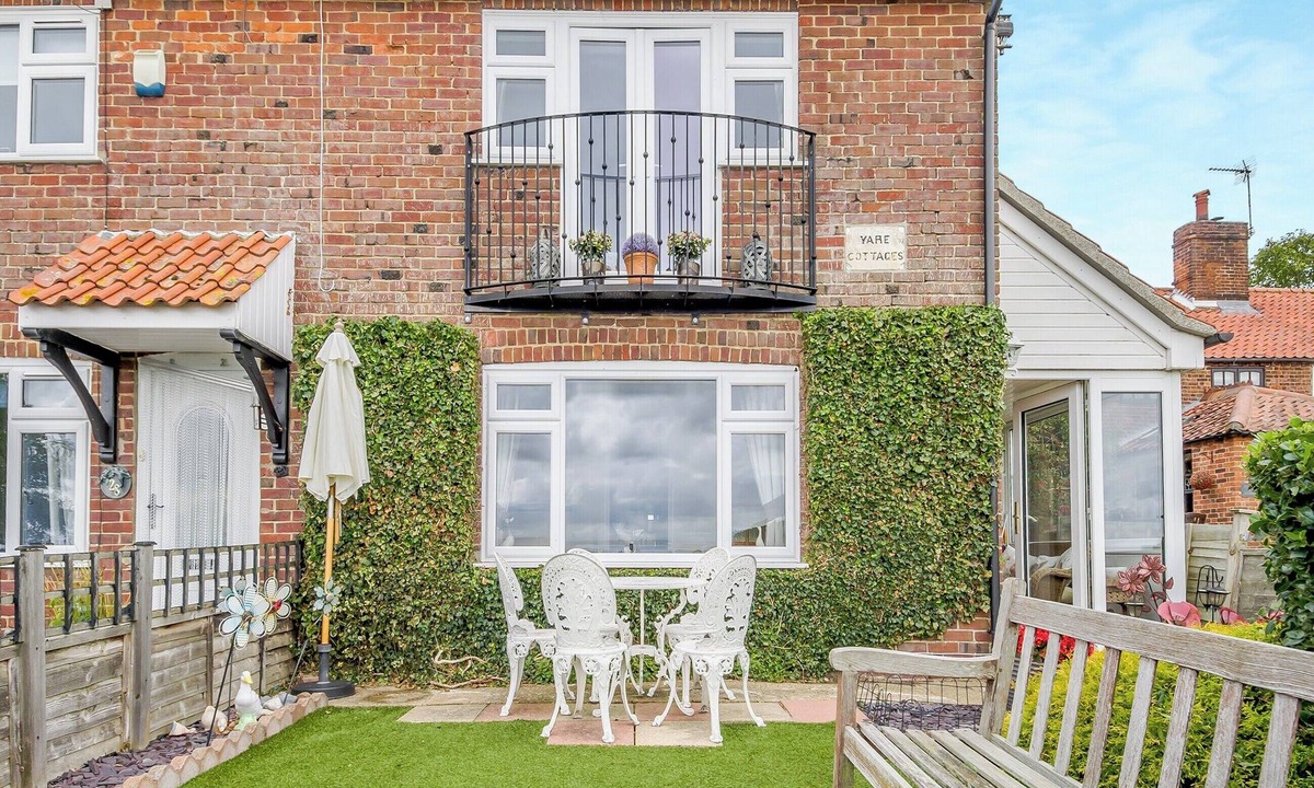 Reedham Cottage | 3 bedroom accommodation in Reedham